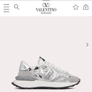 Lightly worn 100% authentic